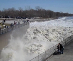 Saylorville Lake Spillway